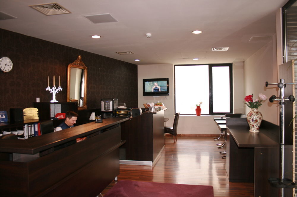Hemingway Hotel Bucharest